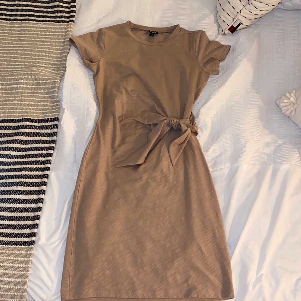 Beige dress express brand